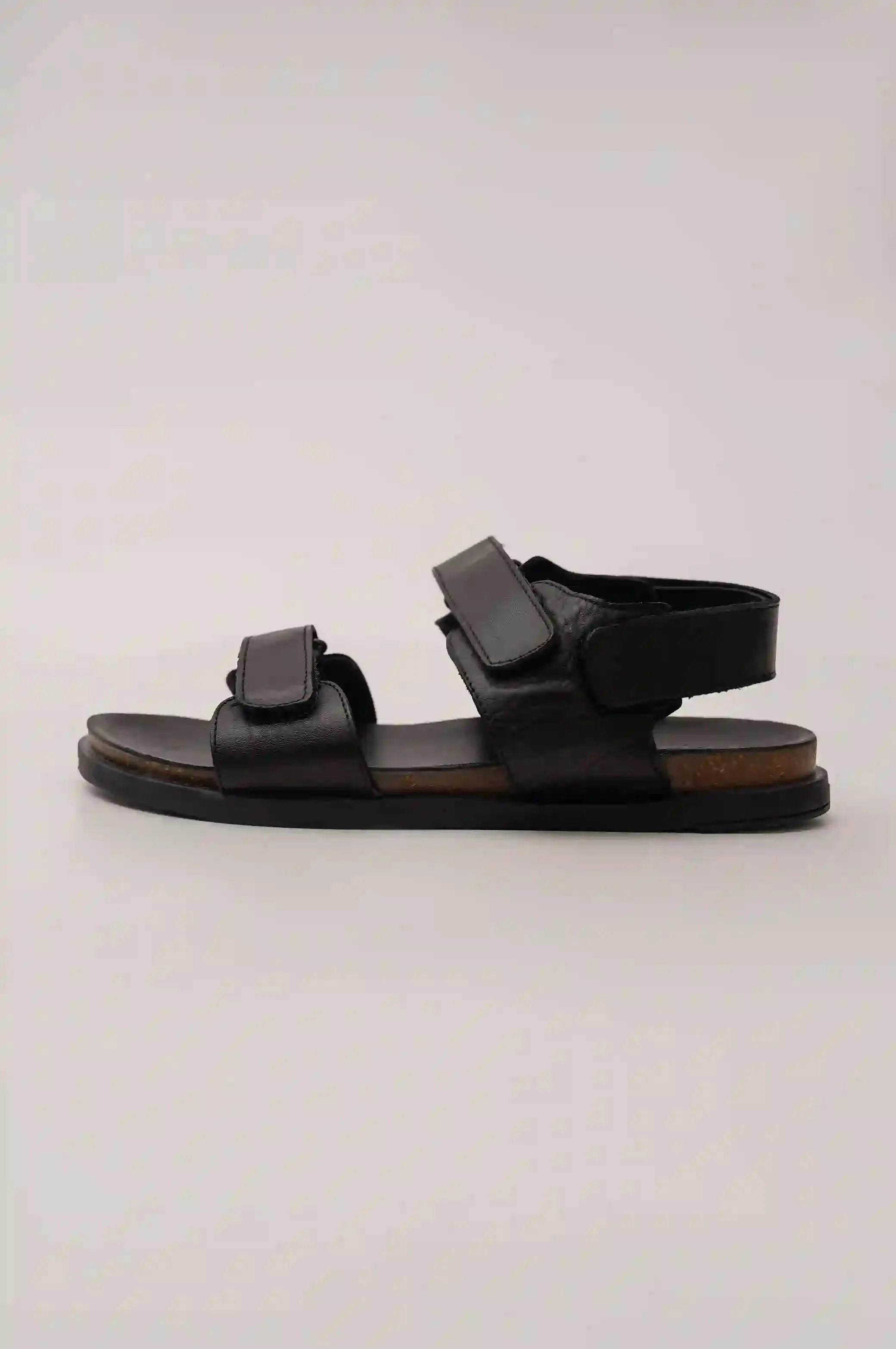 CASUAL SANDALS