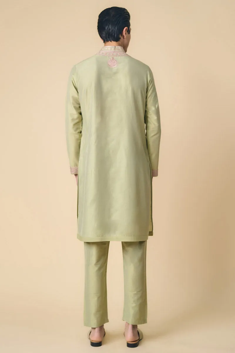 Light Green Kurta Set With Embroidered Collar and Placket