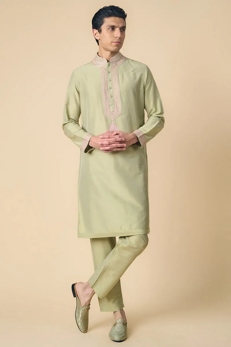 Light Green Kurta Set With Embroidered Collar and Placket