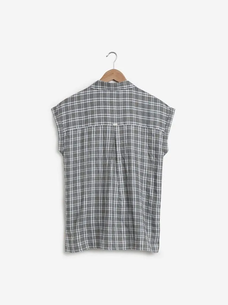 LOV Black Checkered Autumn Top