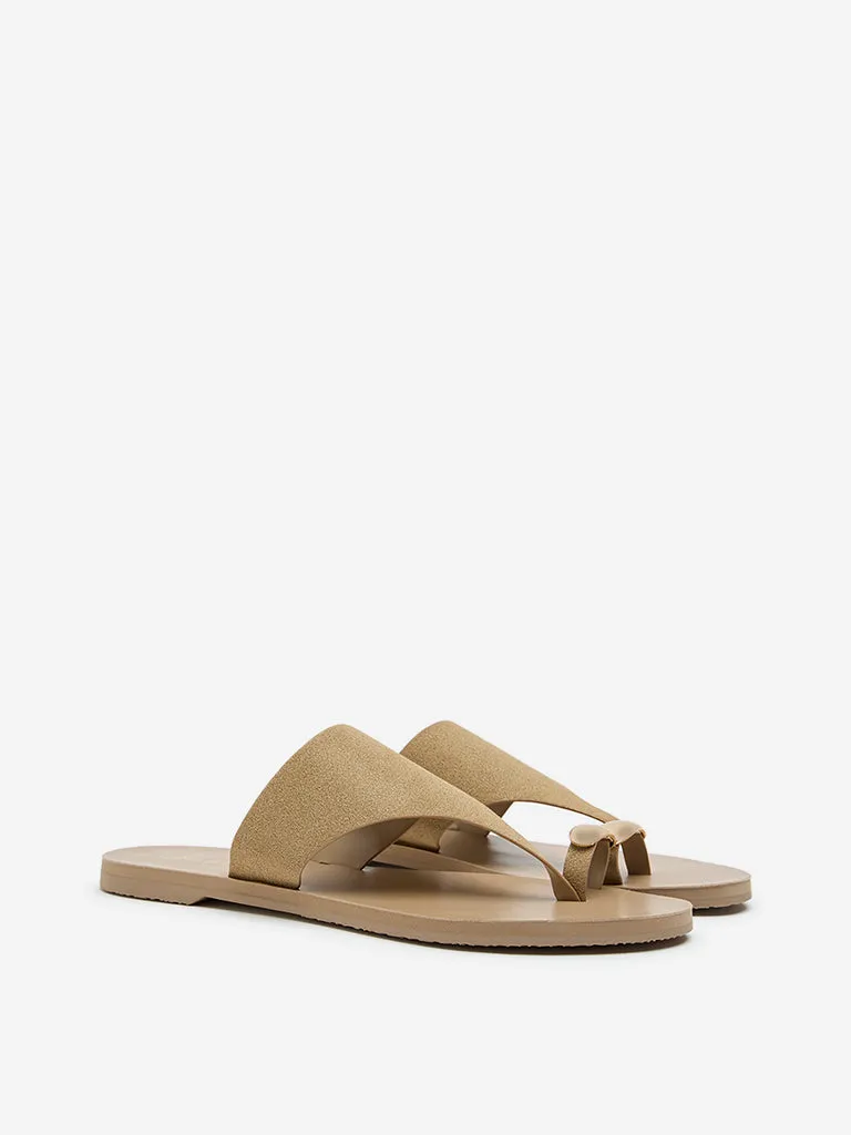 LUNA BLU Olive Toe-Ring Suede Sandals